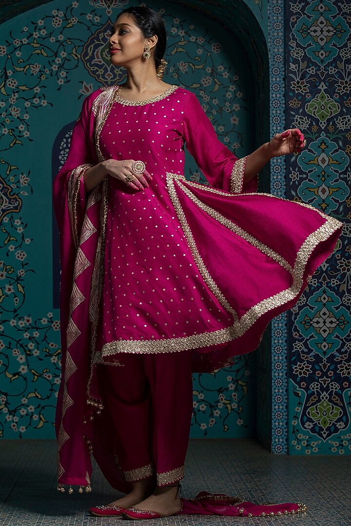 Fuchsia Pink Silk Brocade Tikki Flared Kurta Set For Girls by Mei & Zu at Pernia's Pop Up Shop