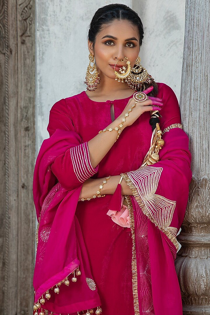 Fuchsia Pink Velvet Embroidered Kurta Set For Girls by Mei & Zu at Pernia's Pop Up Shop