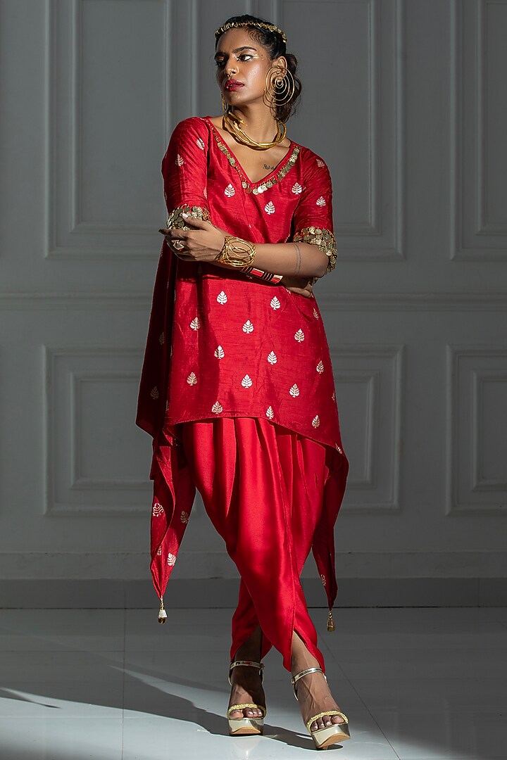 Rose Red Brocade Embroidered High-Low Kurta Set For Girls by Mei & Zu at Pernia's Pop Up Shop