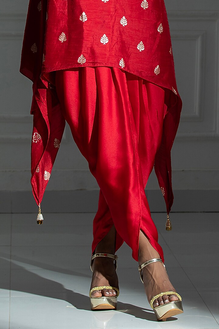 Rose Red Brocade Embroidered High-Low Kurta Set For Girls by Mei & Zu at Pernia's Pop Up Shop