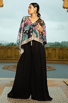 product-color-Black
