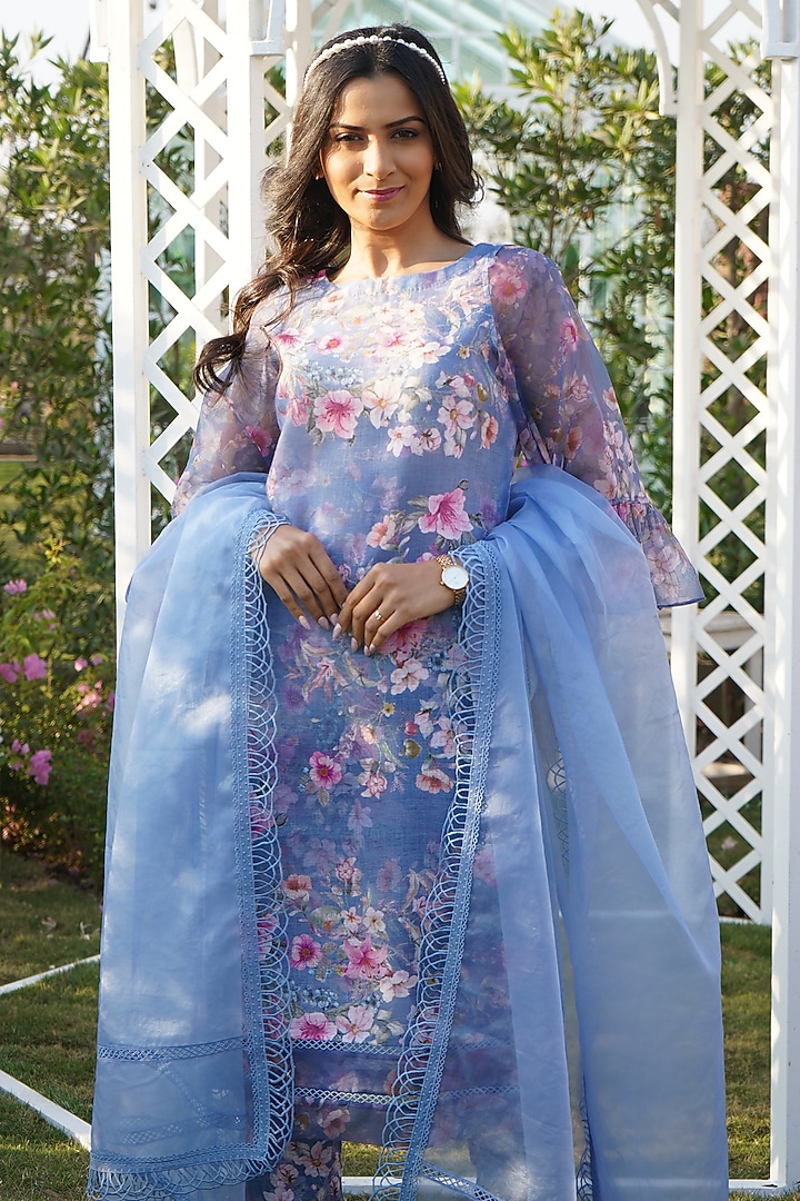 Blue Linen Floral Printed Kurta Set For Girls by Mei & Zu at Pernia's Pop Up Shop