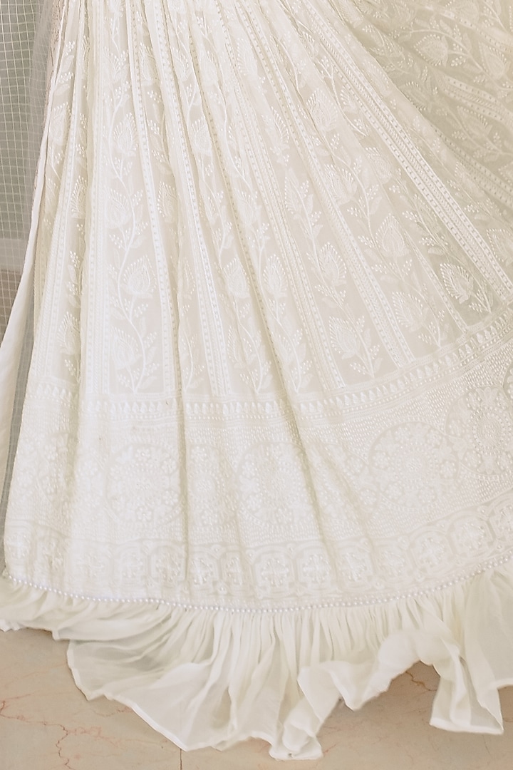 White Chikankari Lehenga Set For Girls by Mei & Zu at Pernia's Pop Up Shop