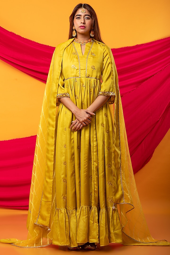 Yellow Silk Blend Machine Embroidered Anarkali Set For Girls by Mei & Zu
