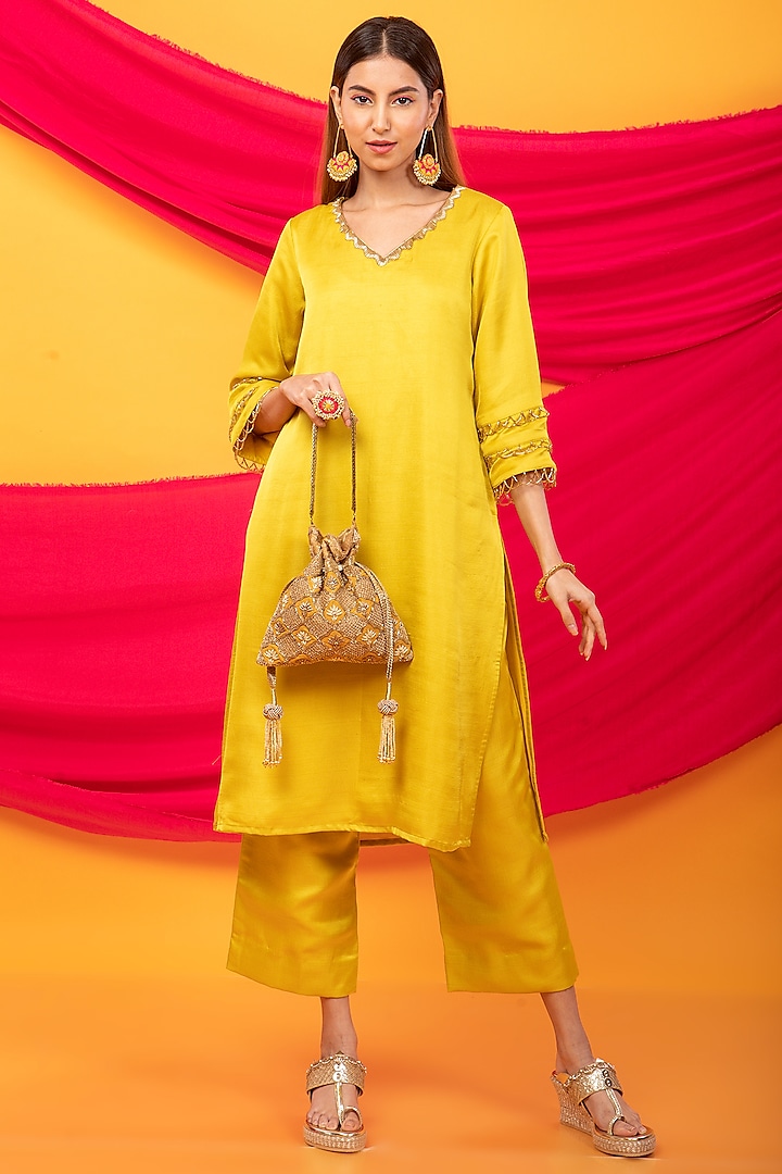 Canary Yellow Silk Blend Lahori Kurta Set For Girls by Mei & Zu at Pernia's Pop Up Shop