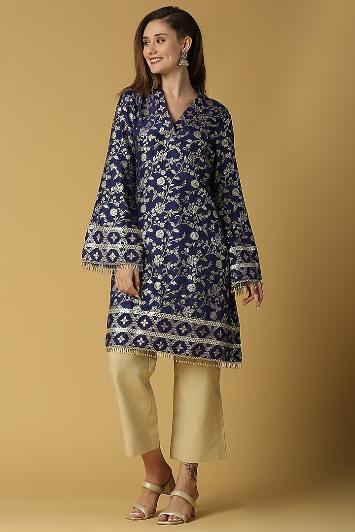 Deep Blue Brocade Kurta Set For Girls by Mei & Zu at Pernia's Pop Up Shop