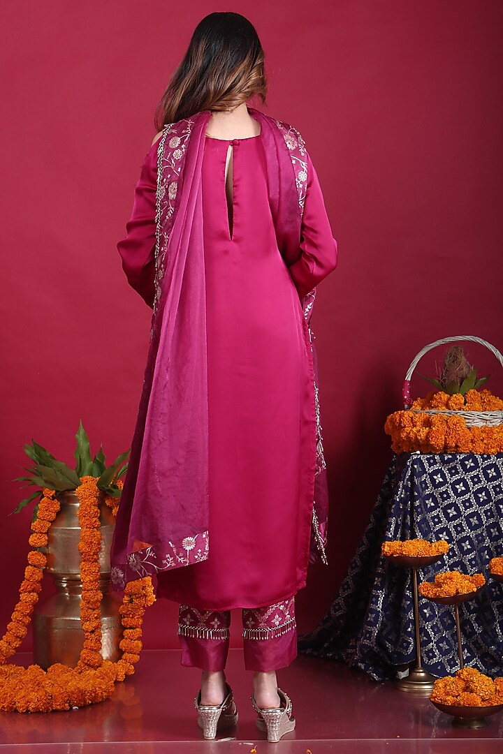 Plum Purple Silk Satin Cold-Shoulder Kurta Set For Girls by Mei & Zu at Pernia's Pop Up Shop