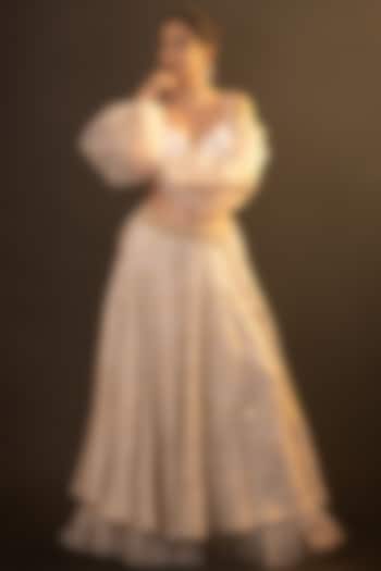 Gold Brocade & Organza Lehenga Set For Girls by Mei & Zu at Pernia's Pop Up Shop