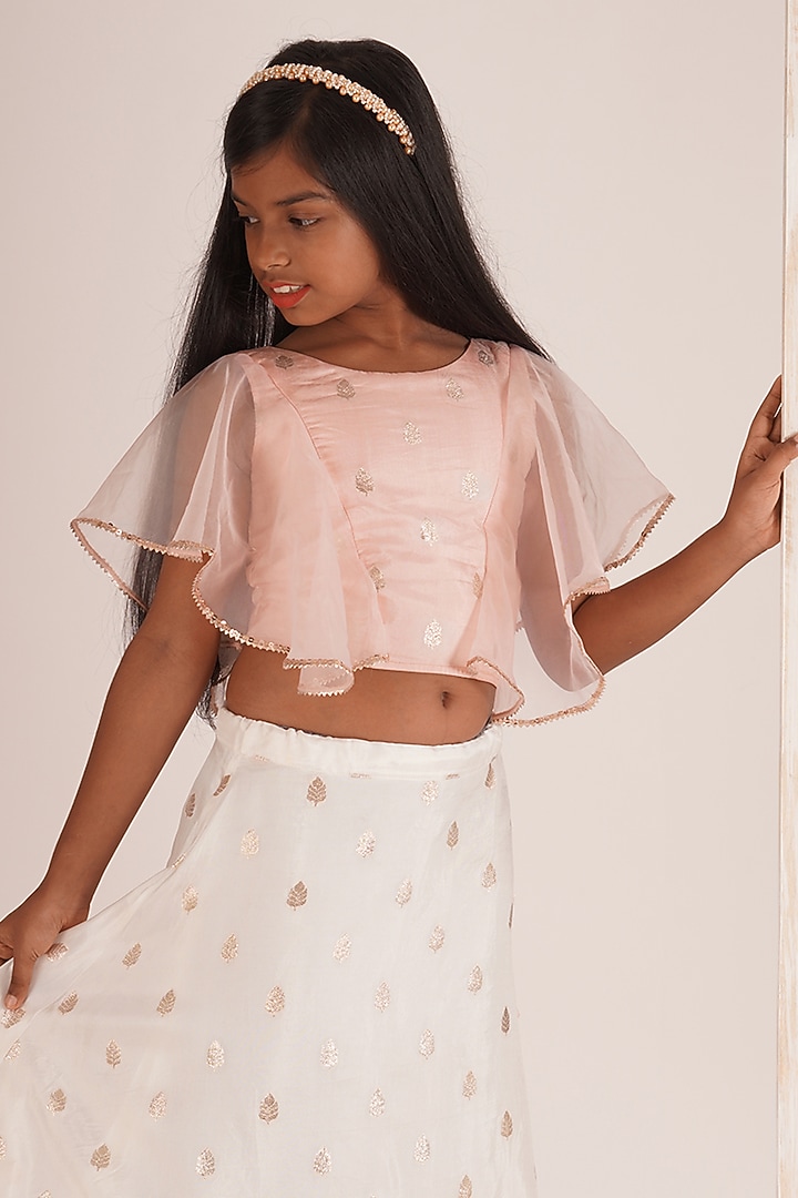 White & Peach Pink Brocade Lehenga Set For Girls by Mei & Zu at Pernia's Pop Up Shop