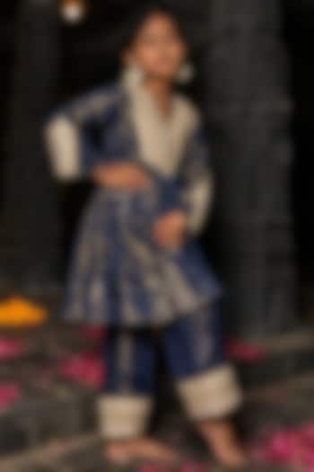 Blue Banarasi Silk Tissue Blend Embroidered Kurta Set For Girls by Mei & Zu at Pernia's Pop Up Shop