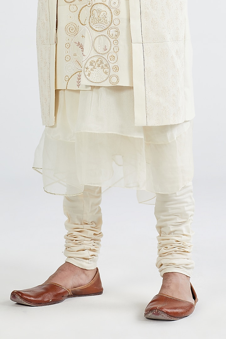 Ecru Embroidered Groom Sherwani Set by MEGHA BANSAL MEN at Pernia's Pop Up Shop