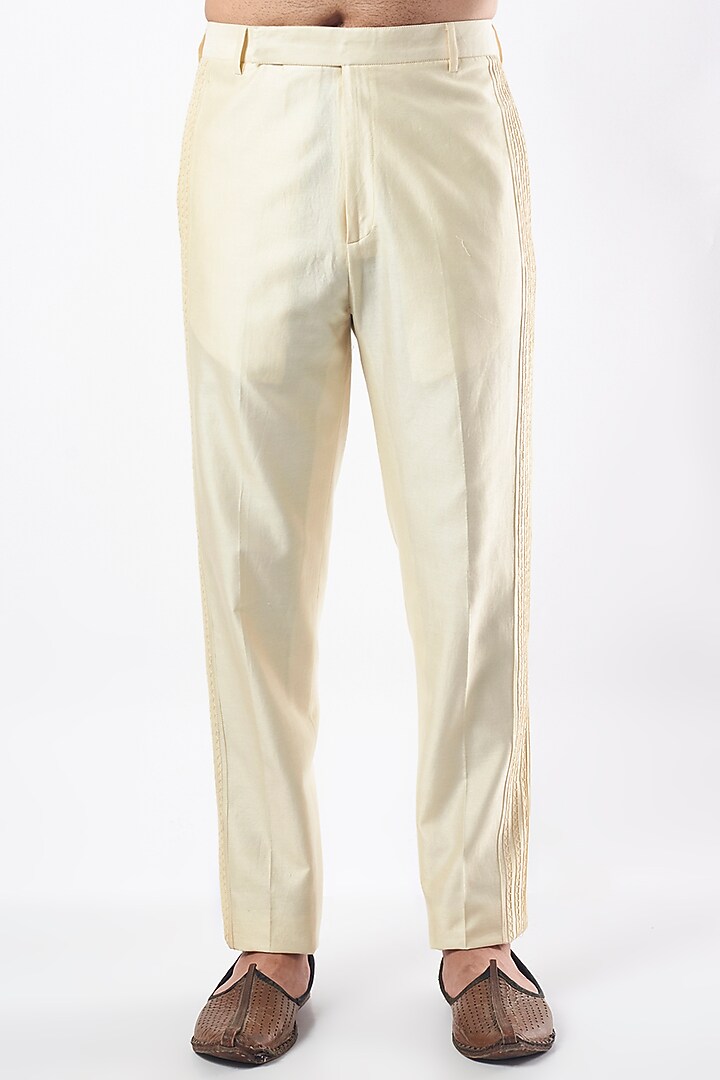 White Silk Wedding Sherwani Set by MEGHA BANSAL MEN at Pernia's Pop Up Shop