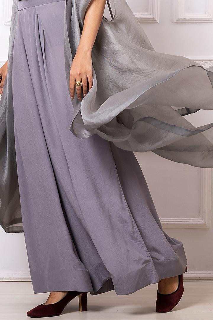 Grey Pure Crepe & Organza Cepe Set by Megha Garg at Pernia's Pop Up Shop
