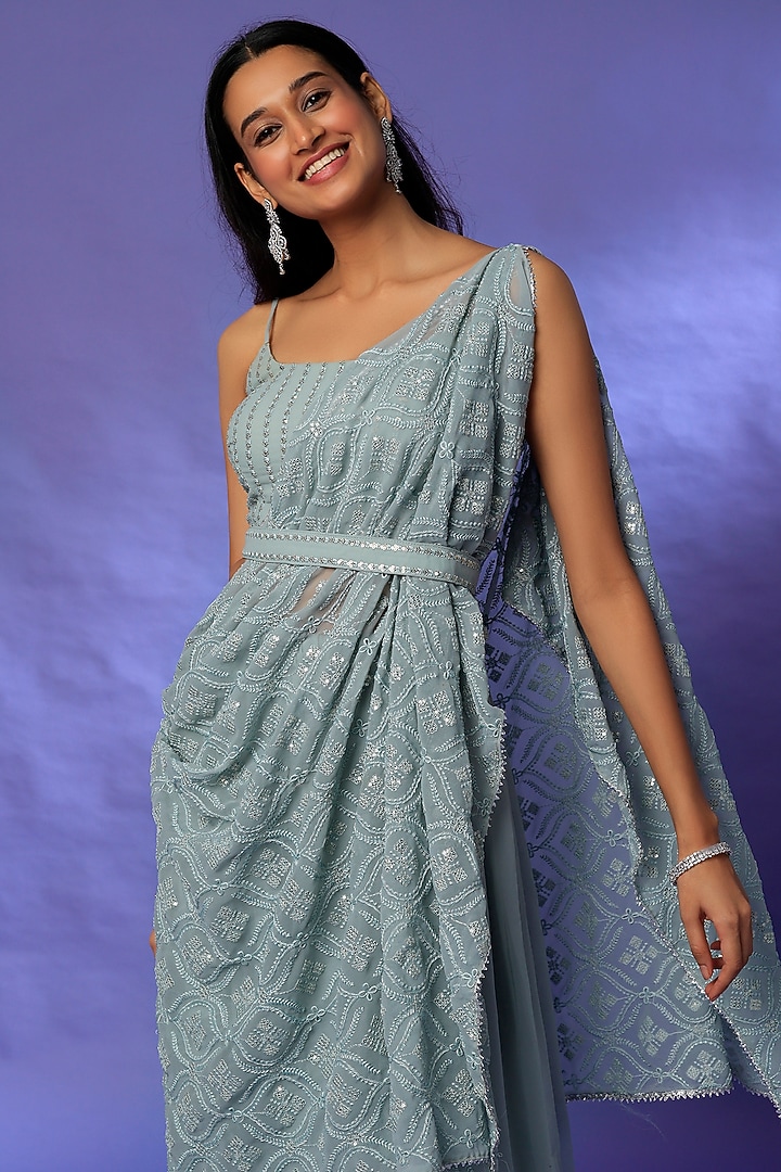 Light Grey Co-Ord Set With Dupatta Drape & Matching Belt by Meghna Shah at Pernia's Pop Up Shop