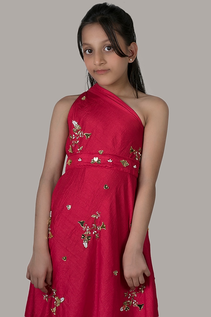 Red Hand Embroidered Gown With Belt For Girls by Meghna Shah - Kids at Pernia's Pop Up Shop