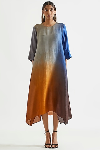 Orange & Blue Ombre Asymmetric Kurta With Printed Stole by Meghna Panchmatia