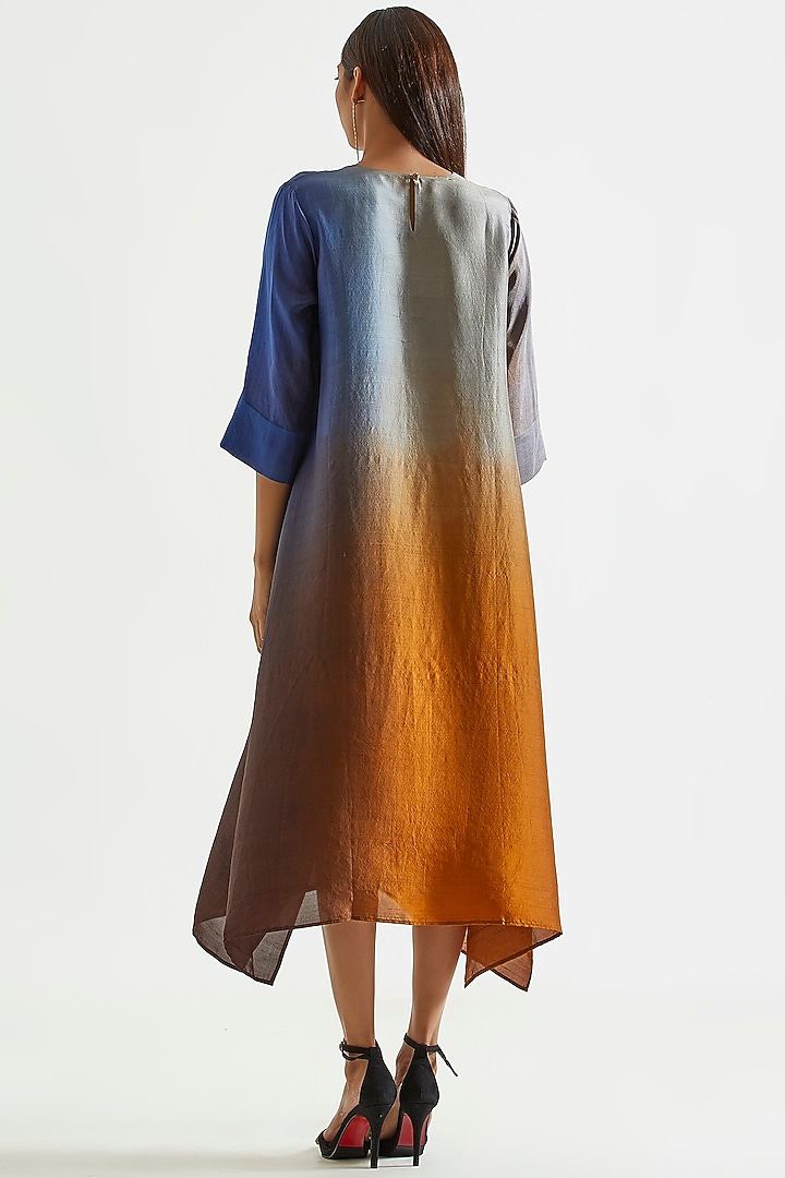 Orange & Blue Ombre Asymmetric Kurta With Printed Stole by Meghna Panchmatia at Pernia's Pop Up Shop