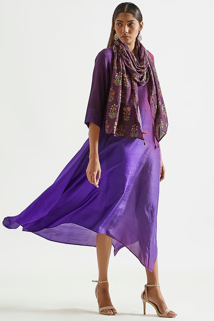 Purple & Violet Ombre Asymmetric Kurta Dress With Stole by Meghna Panchmatia at Pernia's Pop Up Shop