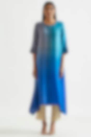Sky Blue & Grey Ombre Asymmetric Kurta Dress With Stole by Meghna Panchmatia