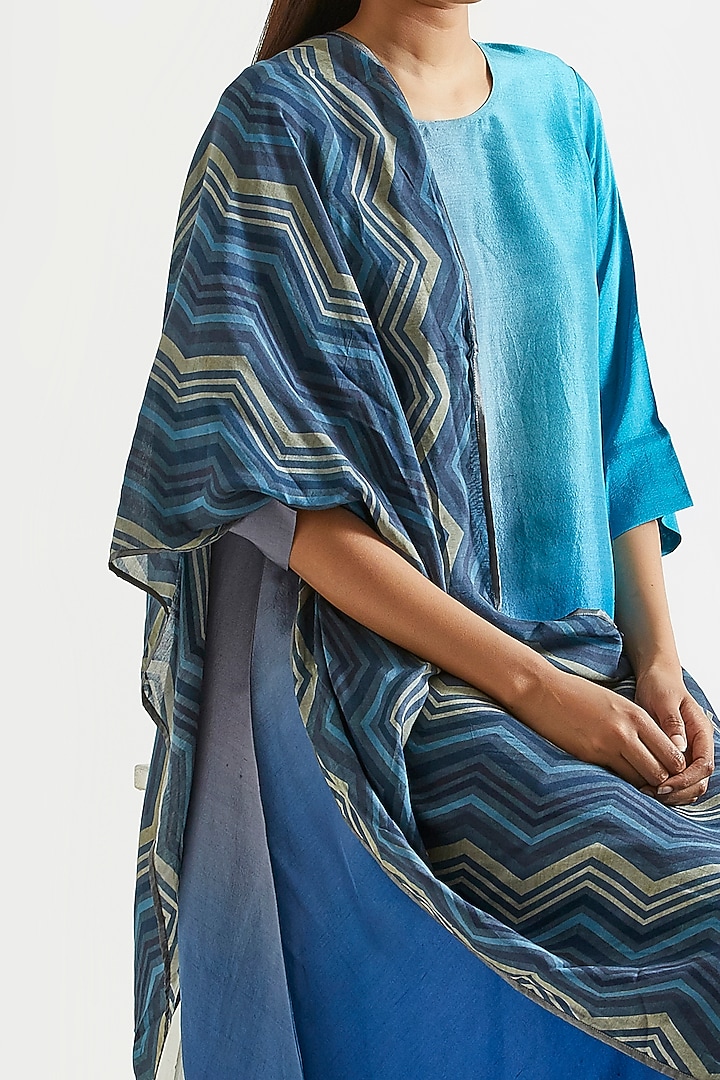 Sky Blue & Grey Ombre Asymmetric Kurta Dress With Stole by Meghna Panchmatia at Pernia's Pop Up Shop