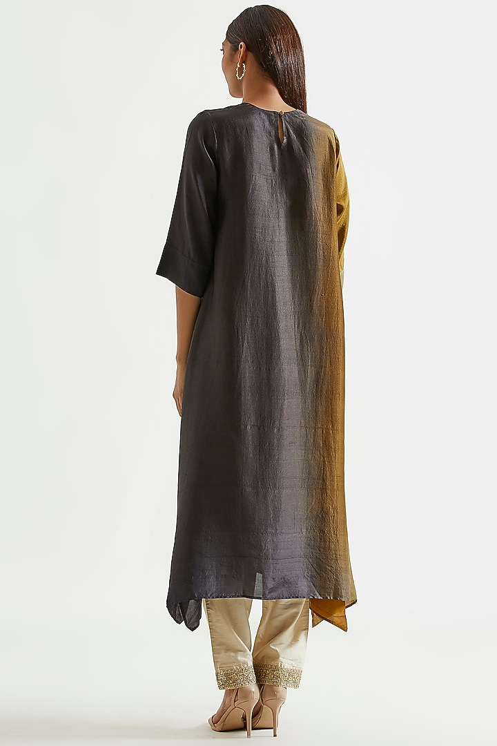 Grey & Copper Ombre Asymmetric Kurta With Printed Stole by Meghna Panchmatia at Pernia's Pop Up Shop