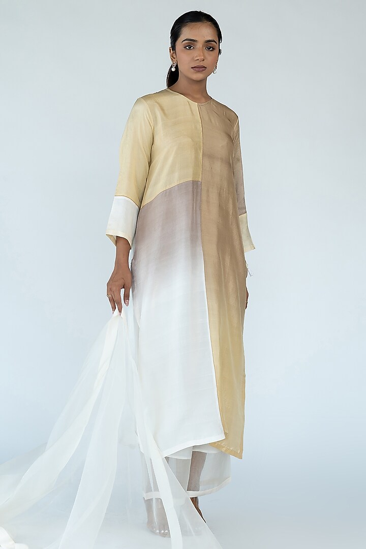 Ivory Ombre Pure Crepe Color Blocked Kurta Set by Meghna Panchmatia at Pernia's Pop Up Shop
