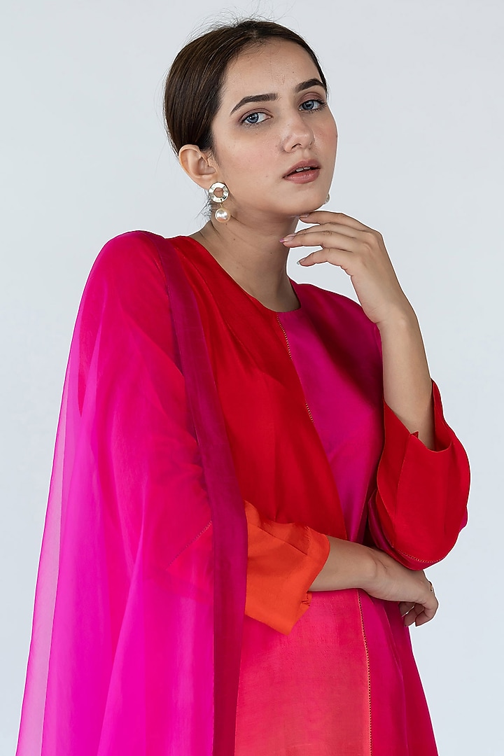 Fuchsia & Red Ombre Pure Crepe Color Blocked Kurta Set by Meghna Panchmatia at Pernia's Pop Up Shop