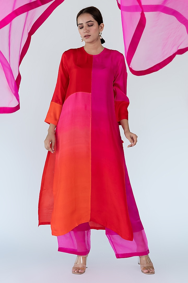 Fuchsia & Red Ombre Pure Crepe Color Blocked Kurta Set by Meghna Panchmatia at Pernia's Pop Up Shop