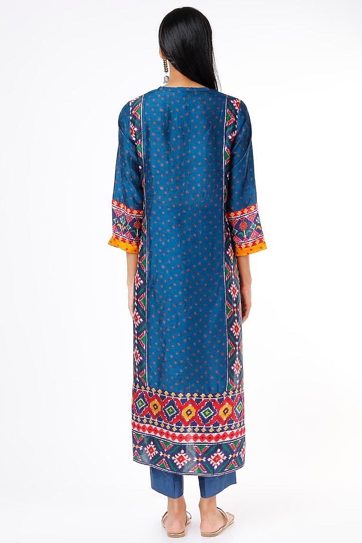 Cobalt Blue Silk Blend Printed Kurta by Meghna Panchmatia at Pernia's Pop Up Shop