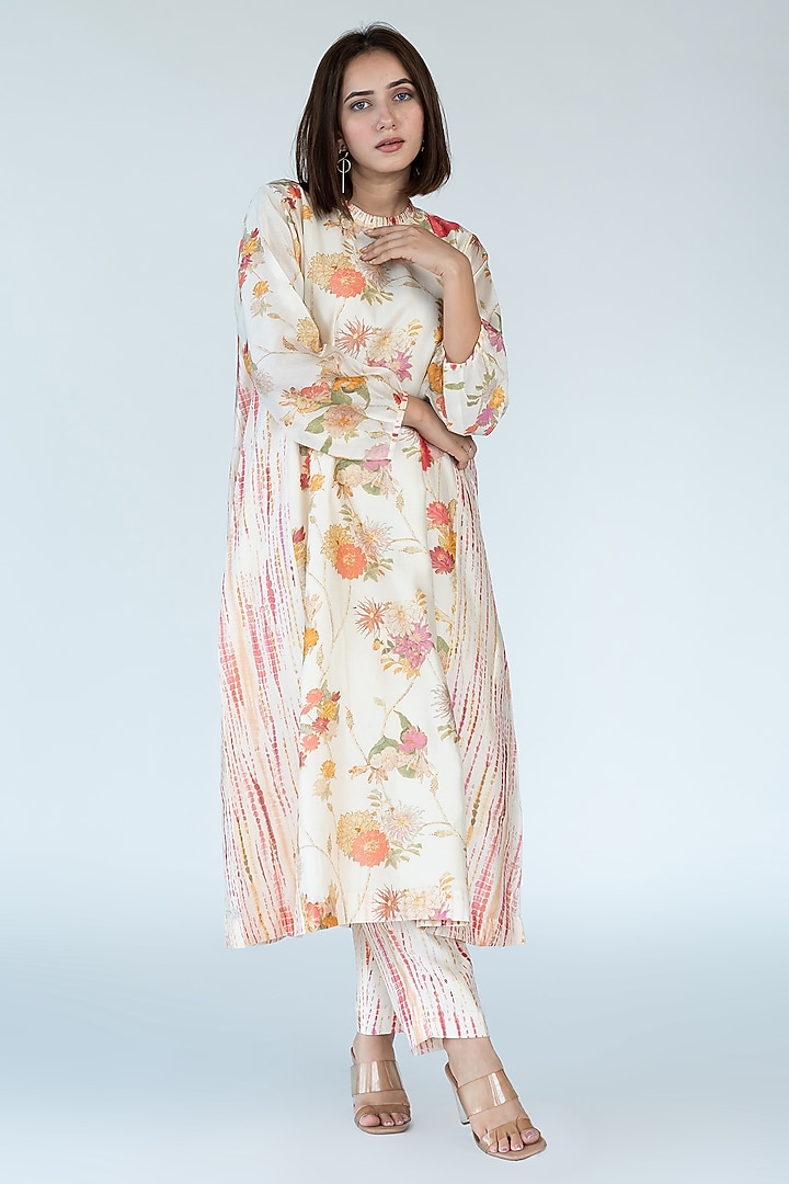 Ivory Silk Chanderi Floral Printed Kurta Set by Meghna Panchmatia at Pernia's Pop Up Shop