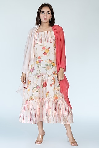 Salmon Pink Silk Chanderi Floral Printed Dress With Cape by Meghna Panchmatia