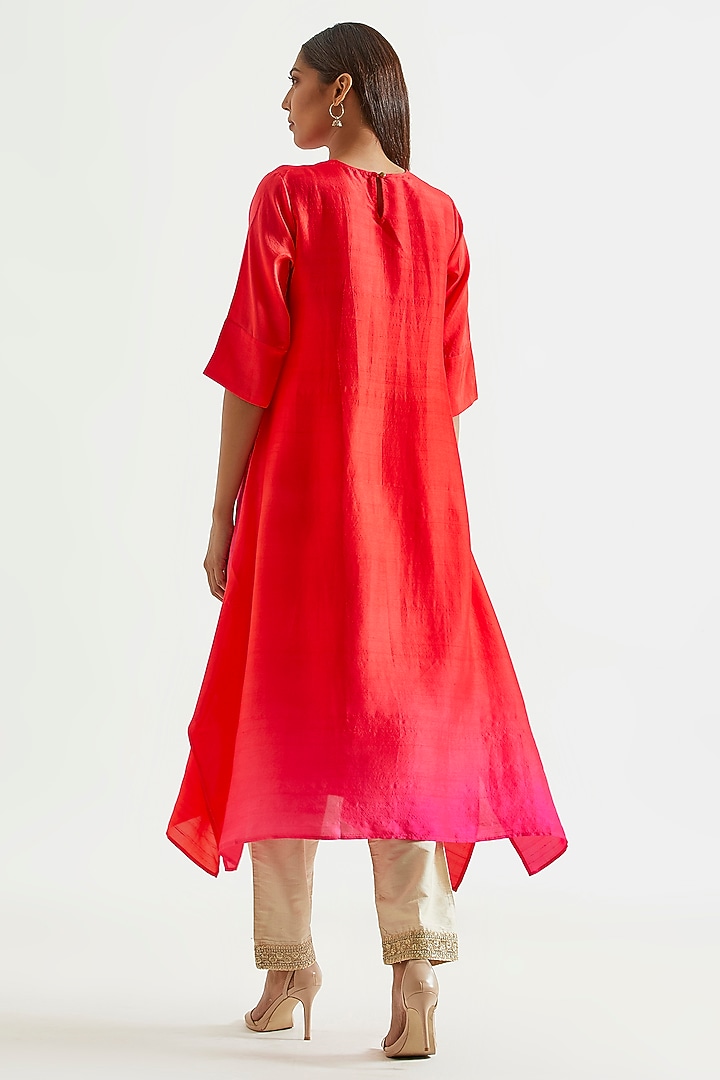 Fuchsia Red Pure Silk Ombre Asymmetrical Kurta With Dupatta by Meghna Panchmatia at Pernia's Pop Up Shop