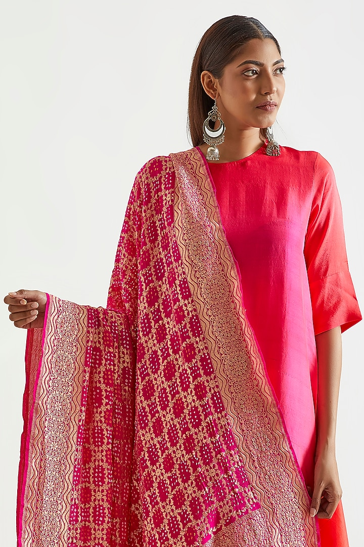 Fuchsia Red Pure Silk Ombre Asymmetrical Kurta With Dupatta by Meghna Panchmatia at Pernia's Pop Up Shop