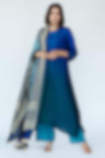 Green & Blue Pure Silk Asymmetrical Ombre Kurta by Meghna Panchmatia at Pernia's Pop Up Shop