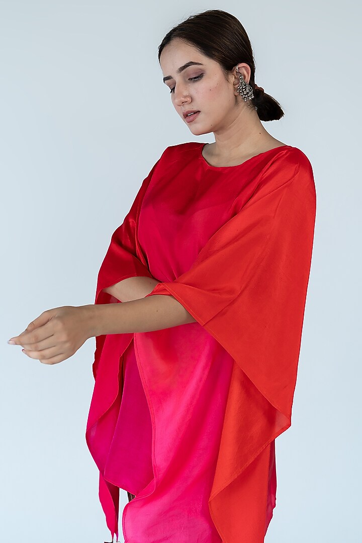 Fuchsia & Red Pure Silk Hand-Dyed Ombre Kaftan Set by Meghna Panchmatia at Pernia's Pop Up Shop