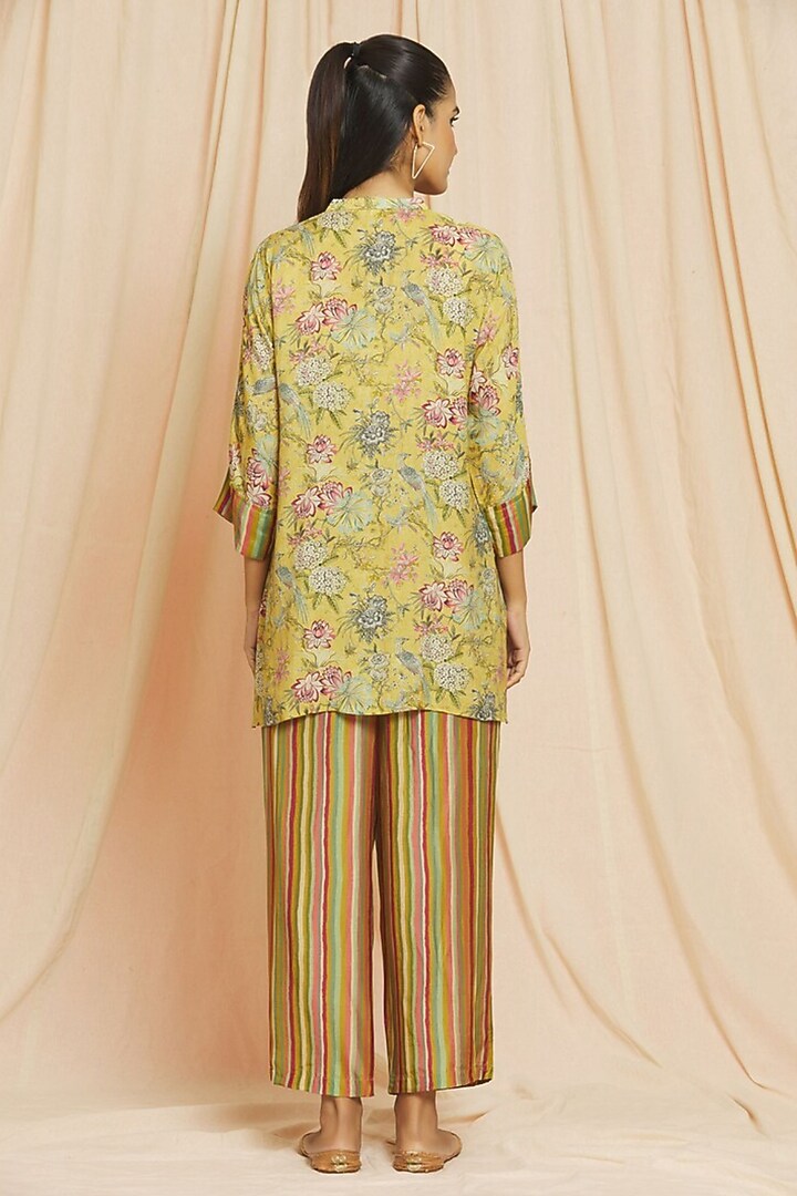 Yellow Cotton Silk Bird Printed Co-Ord Set by Meghna Panchmatia at Pernia's Pop Up Shop