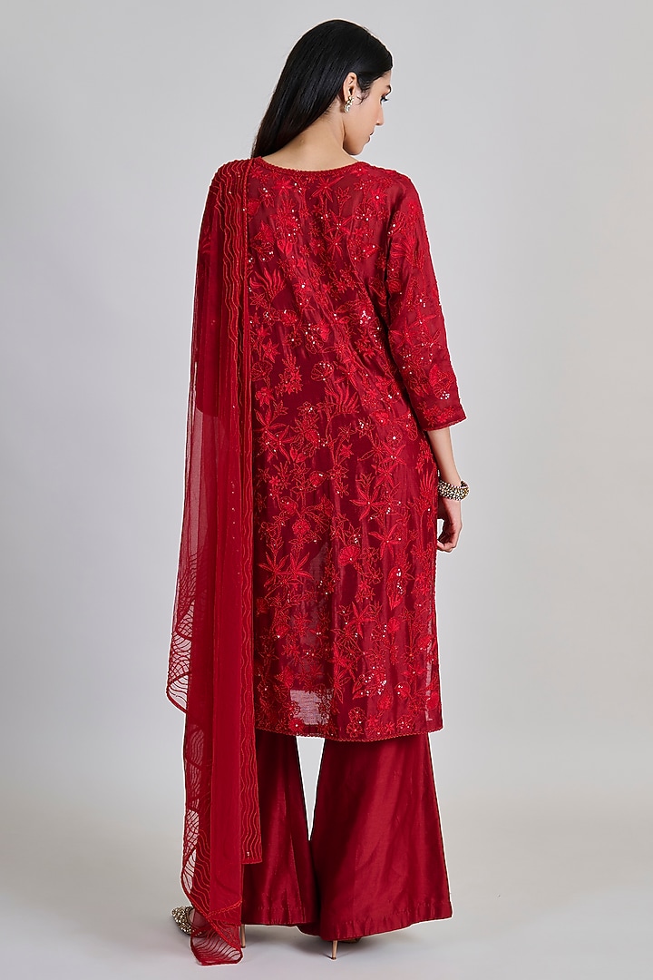 Red Chanderu Floral Kurta Set by Mishru at Pernia's Pop Up Shop