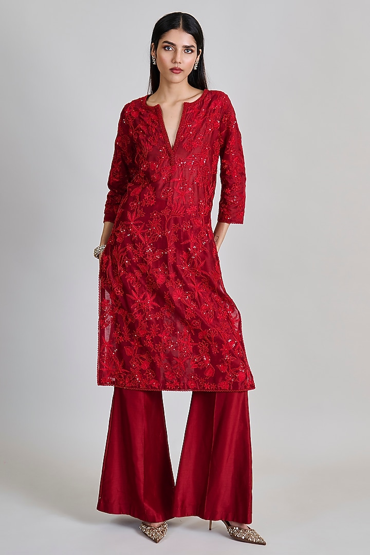 Red Chanderu Floral Kurta Set by Mishru at Pernia's Pop Up Shop