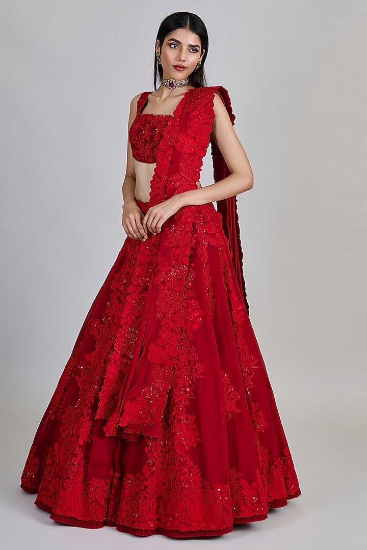 Red Organza Kalidar Bridal Lehenga Set by Mishru at Pernia's Pop Up Shop