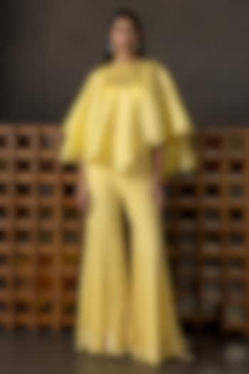 Butter Yellow Tulle Jaal Embroidered Pant Set by Mishru at Pernia's Pop Up Shop