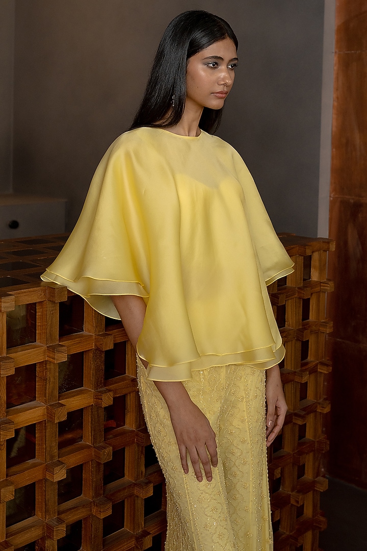 Butter Yellow Tulle Jaal Embroidered Pant Set by Mishru at Pernia's Pop Up Shop