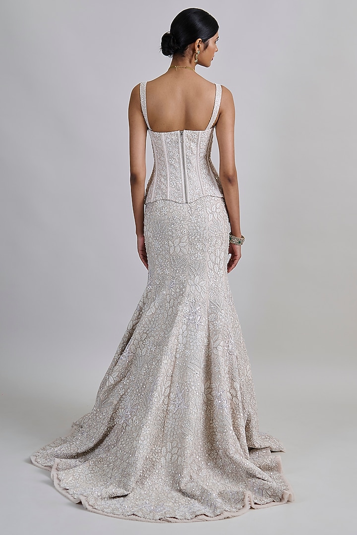 Ivory Tulle Embroidered Fish-Cut Bridal Lehenga Set by Mishru at Pernia's Pop Up Shop