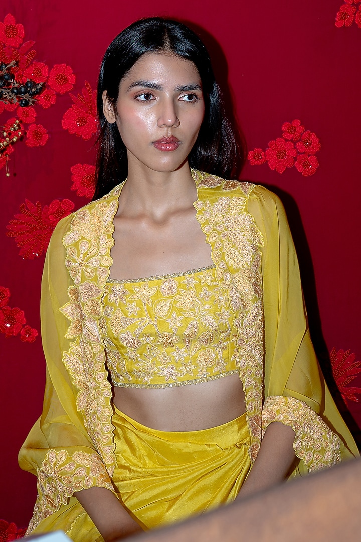 Yellow Organza & Silk Triangle Cape Set by Mishru at Pernia's Pop Up Shop