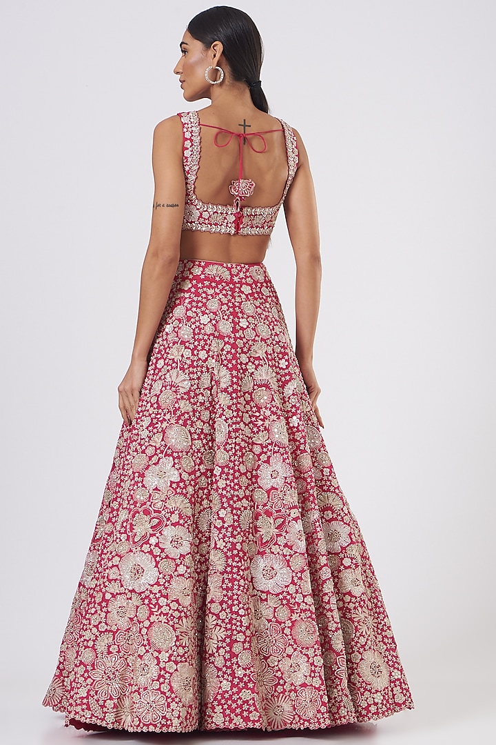 Dark Red Floral Embroidered Lehenga Set Design by Mishru at Pernia's Pop Up  Shop 2024