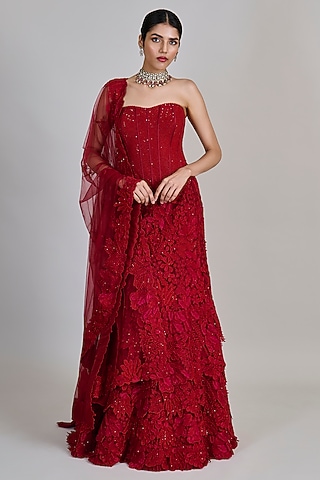 Red Tulle Fish-Cut Layered Lehenga Set by Mishru