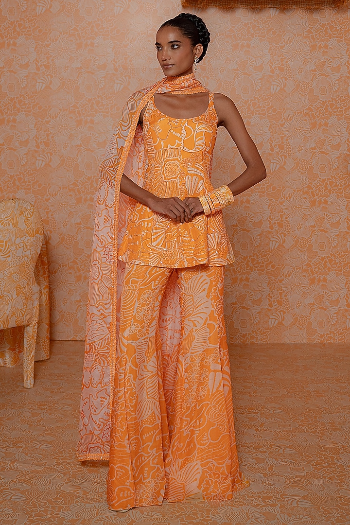 Tangerine Habutai Silk Embellished Kurta Set by Mishru at Pernia's Pop Up Shop