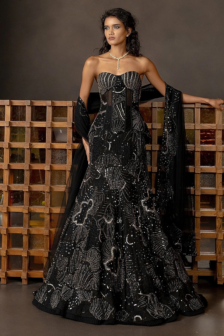 Black Tulle Embroidered Fish-Cut Bridal Lehenga Set by Mishru at Pernia's Pop Up Shop