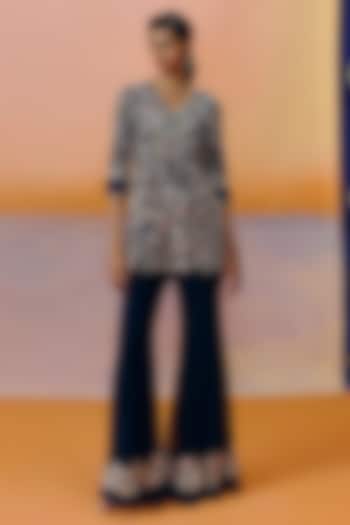 Navy Blue Organza Embroidered Kurta Set by Mishru at Pernia's Pop Up Shop