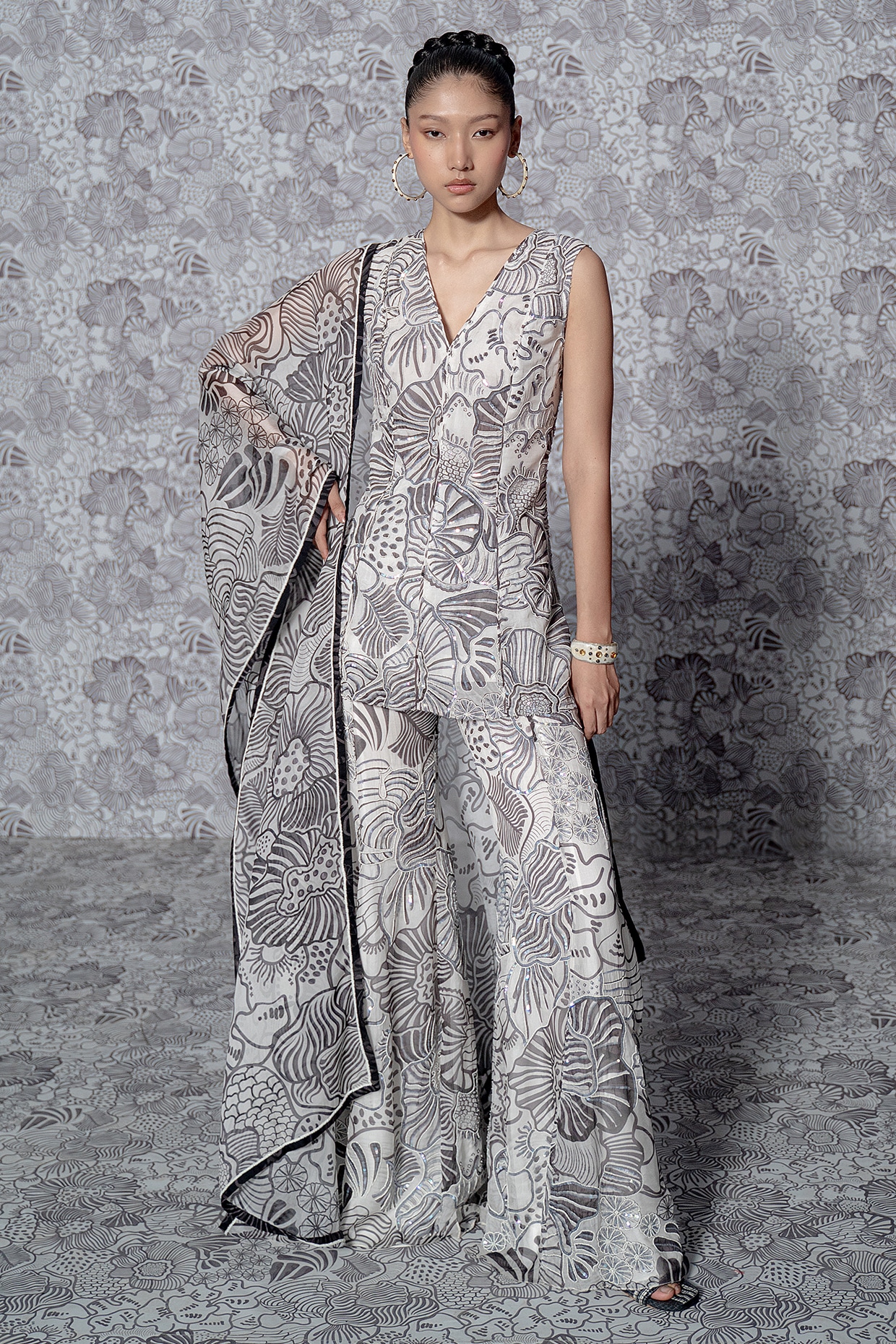 Mishru White Organza Embellished Kurta Set