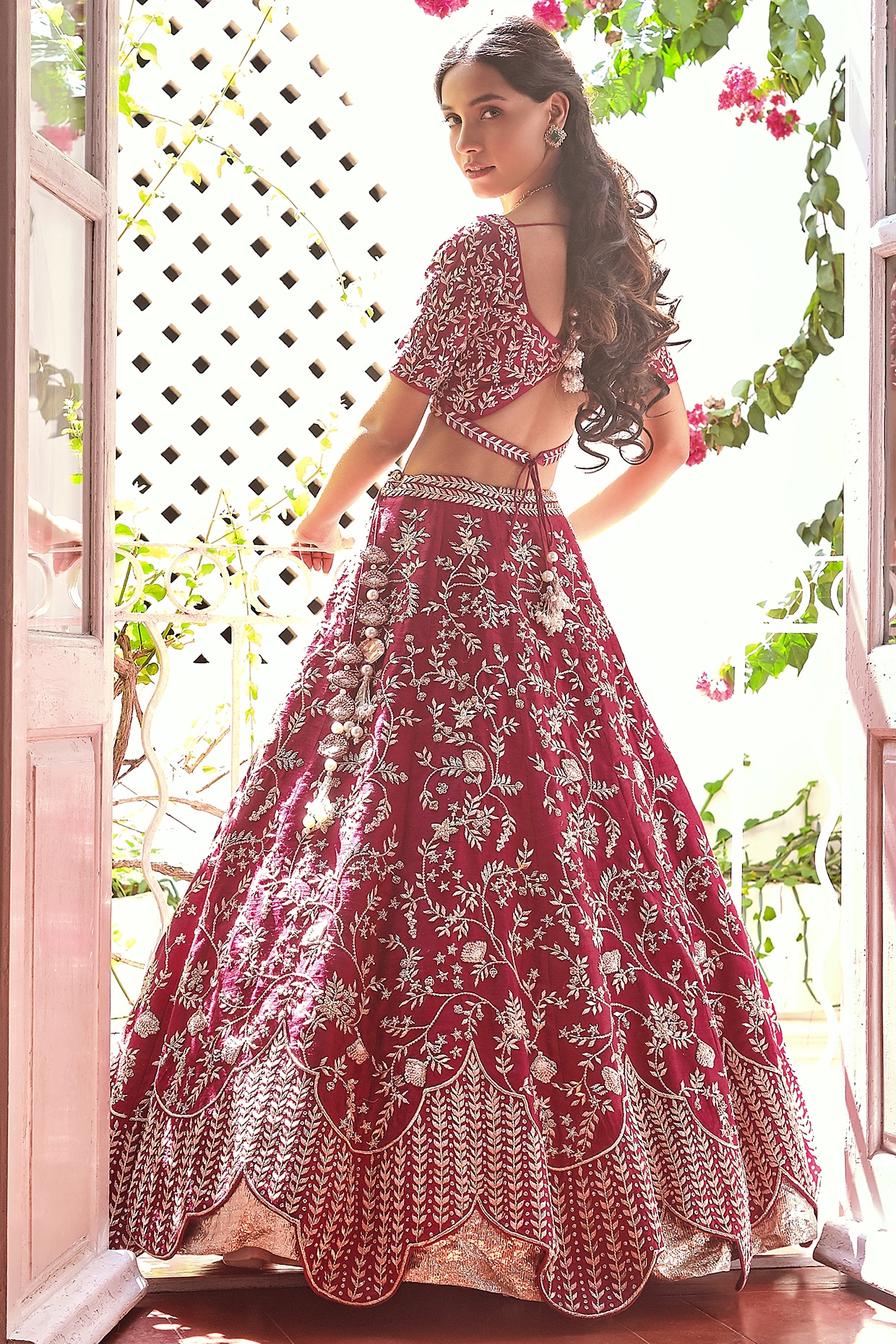 Beautiful Wine-red lehenga by Sabyasachi from his #devi collection | Bridal  lehenga collection, Sabyasachi bridal, Couture week